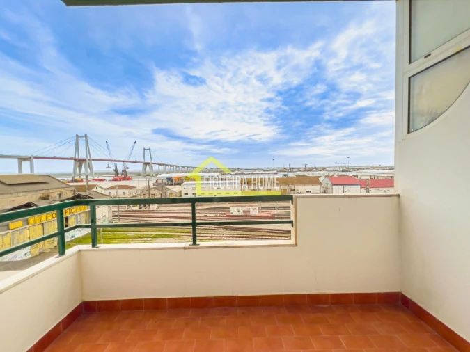 Apartamento T2 para Venda em Buarcos Foto 26