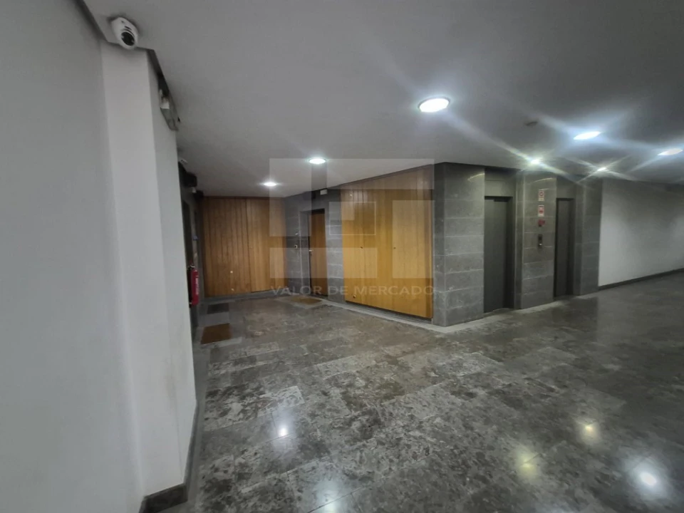 Apartamento T2 para Venda em Vila Franca de Xira Foto 28