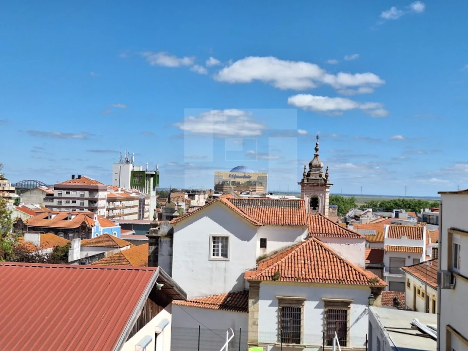 Apartamento T2 para Venda em Vila Franca de Xira Foto 32