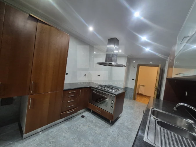 Apartamento T2 para Venda em Vila Franca de Xira Foto 4