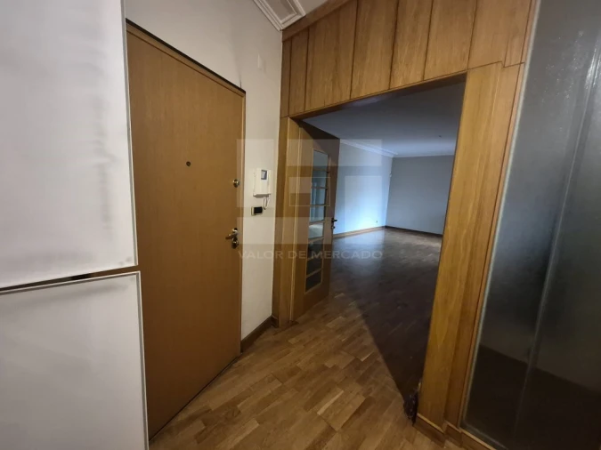 Apartamento T2 para Venda em Vila Franca de Xira Foto 9