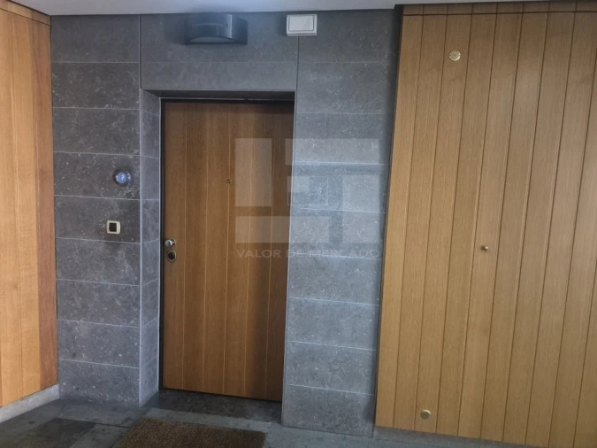 Apartamento T2 para Venda em Vila Franca de Xira Foto 23