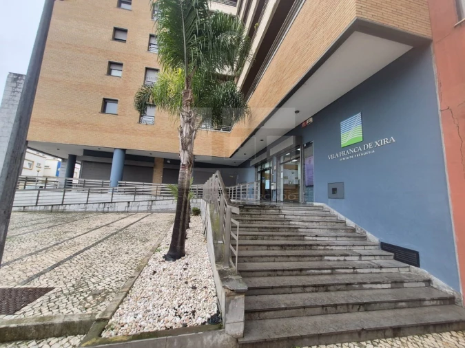 Apartamento T2 para Venda em Vila Franca de Xira Foto 25
