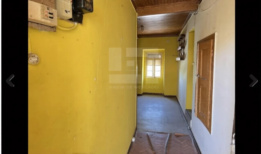 Moradia T4 para Venda em Vila Nova de Tazem Foto 4