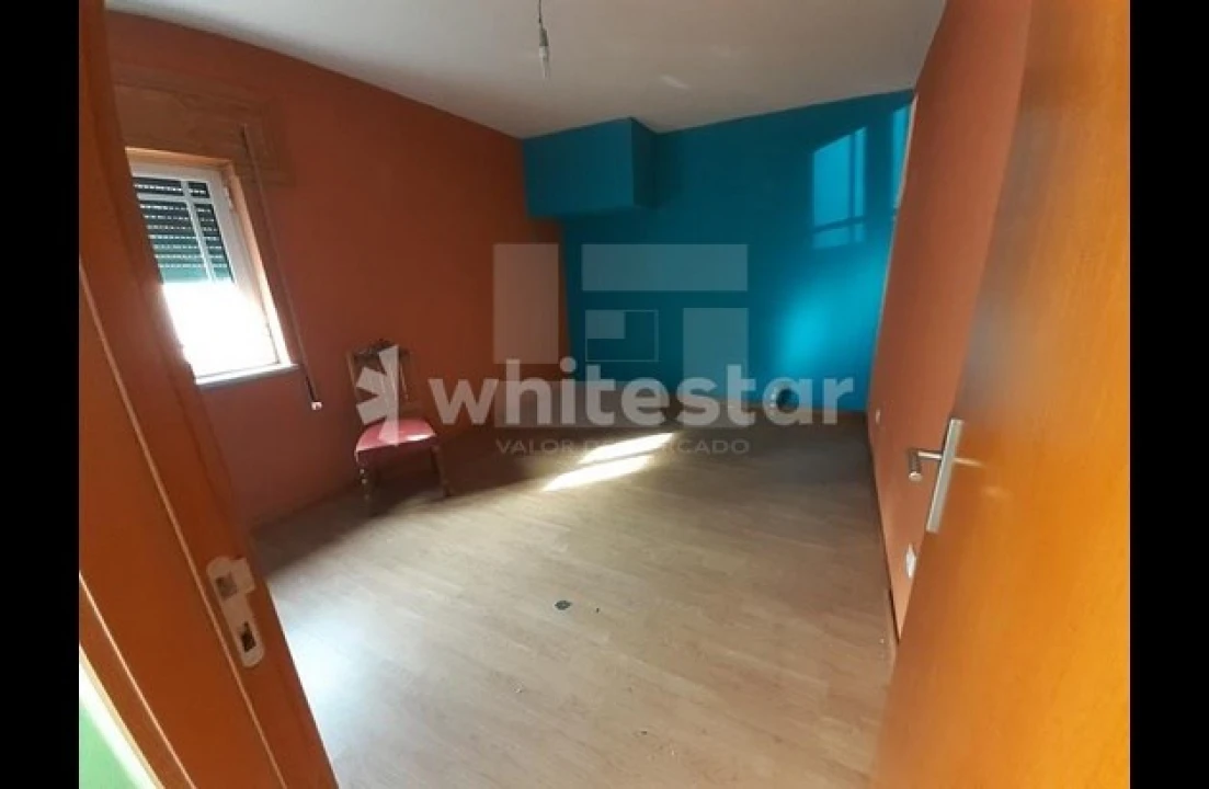 Apartamento T2 para Venda em Mões Foto 3