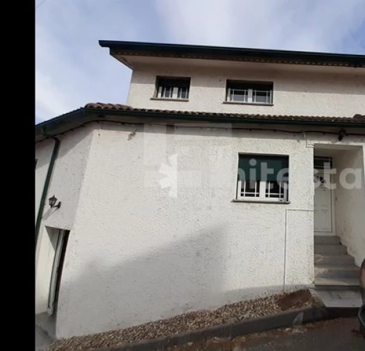 Apartamento T2 para Venda em Mões Foto 1