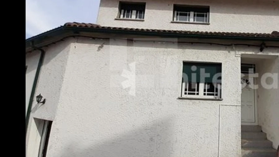 Apartamento T2 para Venda em Mões