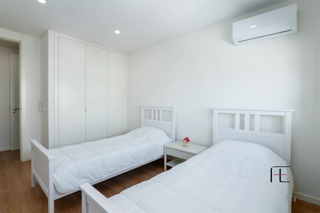Apartamento T3 para Arrendamento em Mafamude e Vilar do Paraíso Foto 16