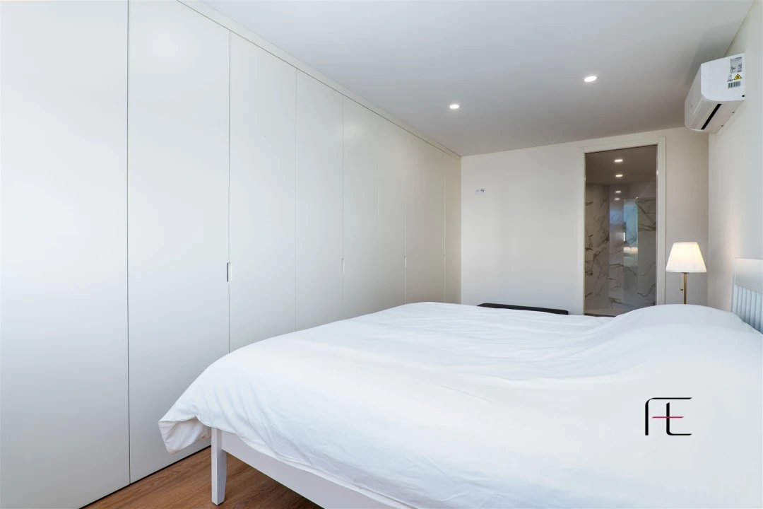 Apartamento T3 para Arrendamento em Mafamude e Vilar do Paraíso Foto 4