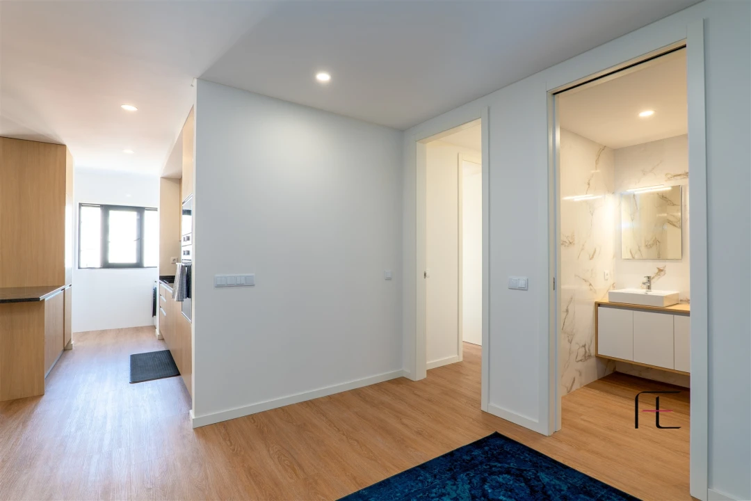 Apartamento T3 para Arrendamento em Mafamude e Vilar do Paraíso Foto 36