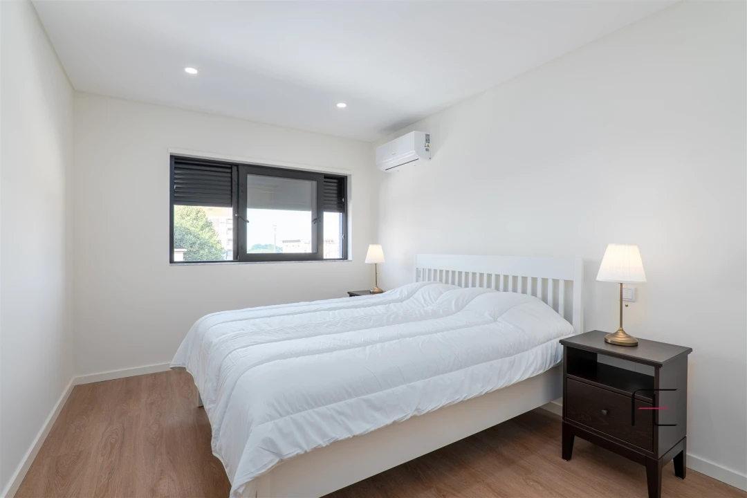 Apartamento T3 para Arrendamento em Mafamude e Vilar do Paraíso Foto 12