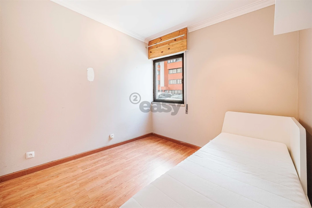 Apartamento T2 para Venda em São Domingos de Rana Foto 27