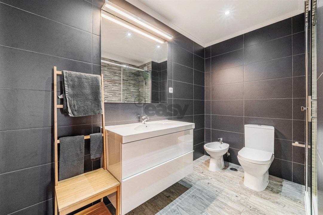 Apartamento T2 para Venda em São Domingos de Rana Foto 19