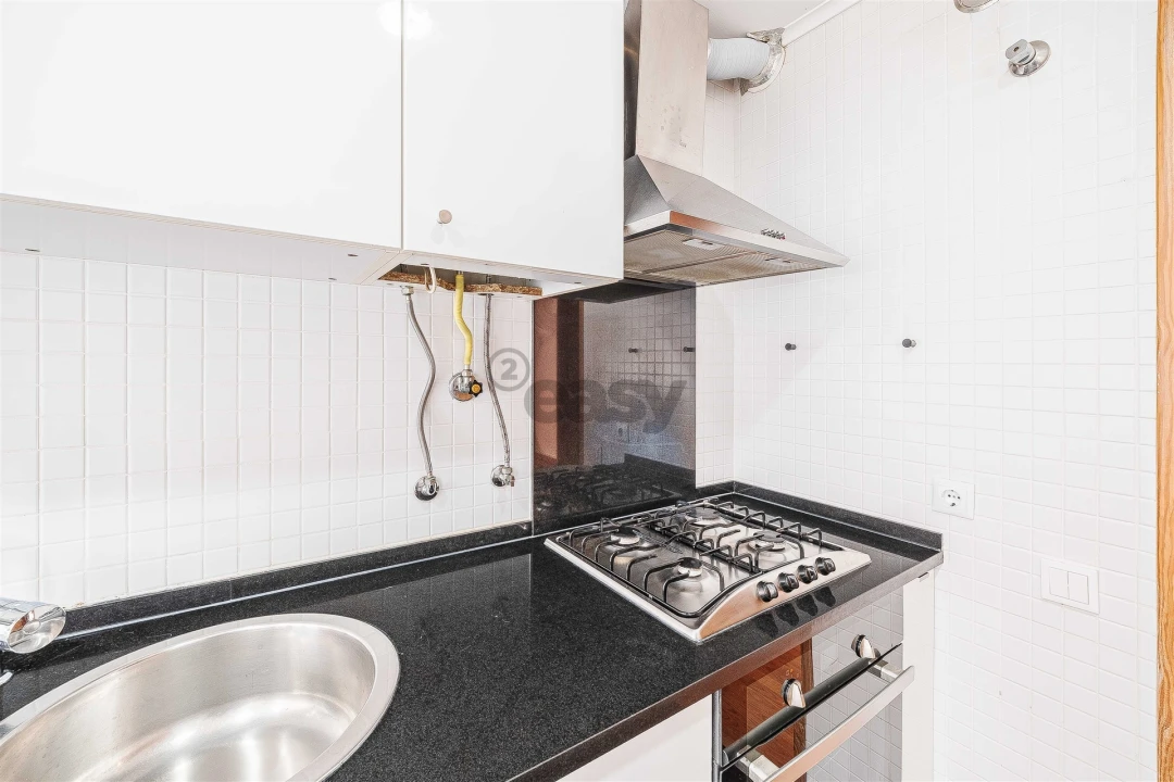 Apartamento T2 para Venda em São Domingos de Rana Foto 16