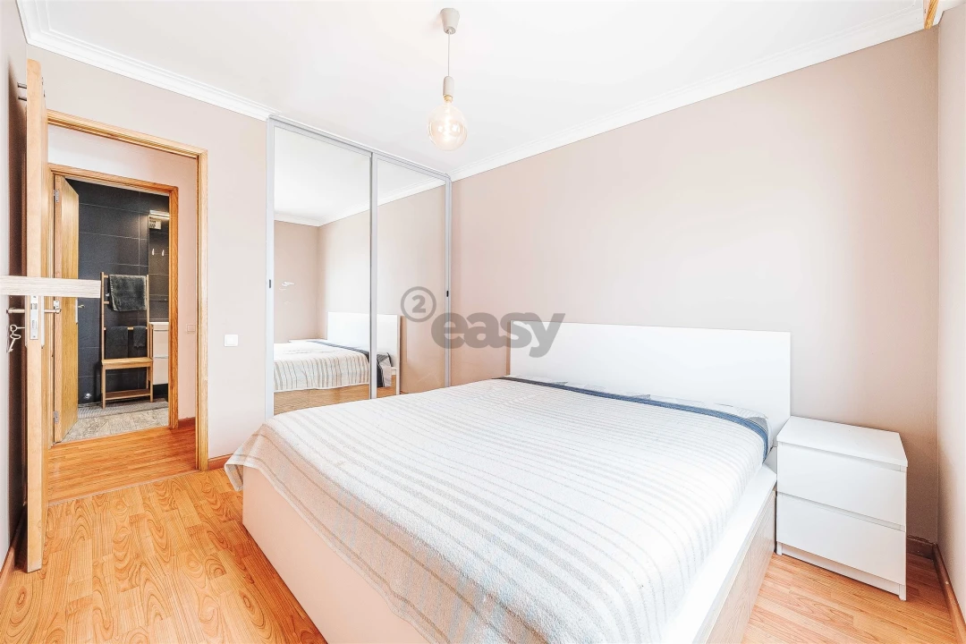 Apartamento T2 para Venda em São Domingos de Rana Foto 25