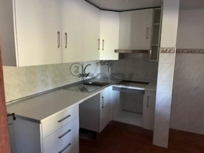 Moradia T2 para Venda em Nossa Senhora da Vila, Nossa Senhora do Bispo e Silveiras Foto 8