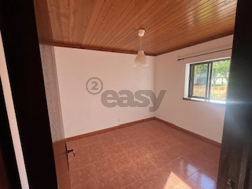 Moradia T2 para Venda em Nossa Senhora da Vila, Nossa Senhora do Bispo e Silveiras Foto 13