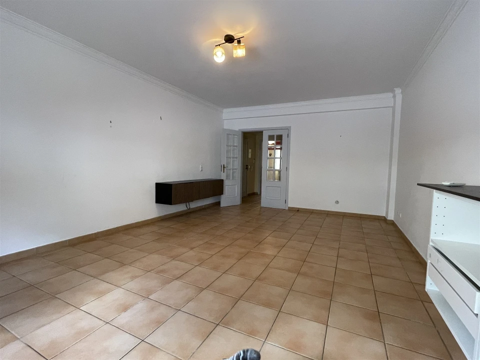 Apartamento T3 para Venda em Quelfes Foto 6
