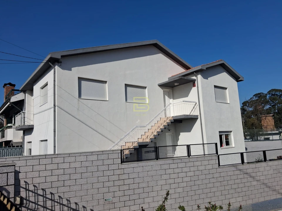 Moradia T3 para Venda em Gondomar (São Cosme), Valbom e Jovim Foto 2