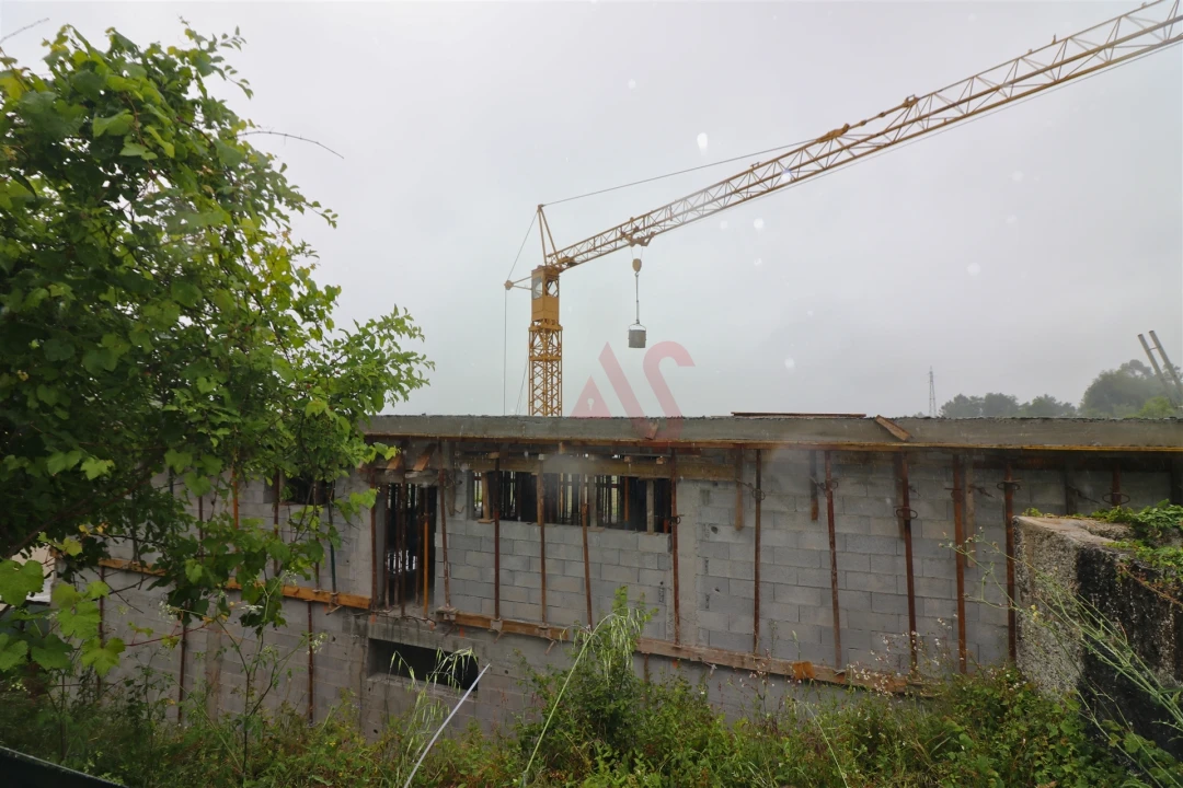 Moradia T3 para Venda em Cepães e Fareja Foto 3