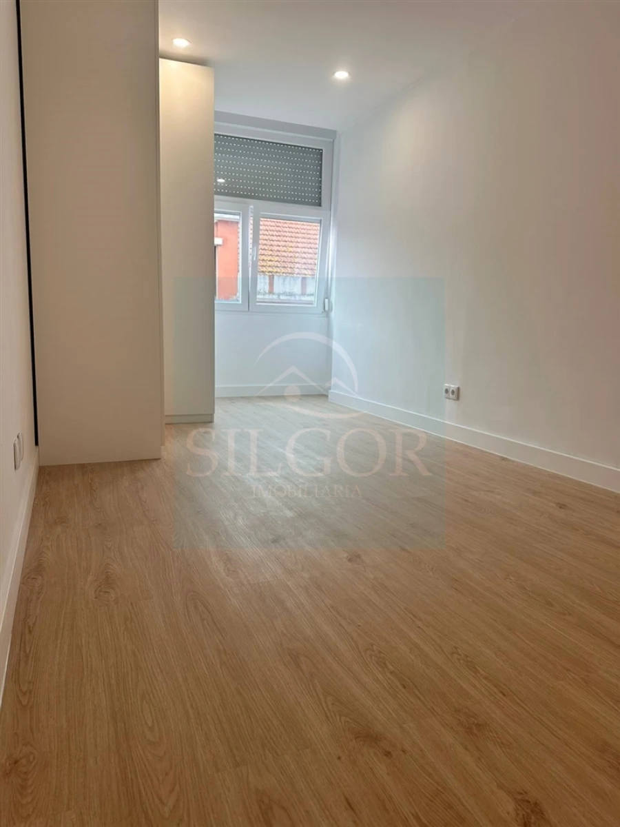 Apartamento T2 para Venda em Alto do Seixalinho, Santo André e Verderena Foto 15