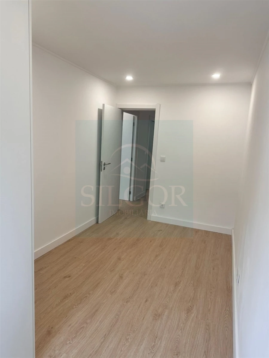 Apartamento T2 para Venda em Alto do Seixalinho, Santo André e Verderena Foto 13