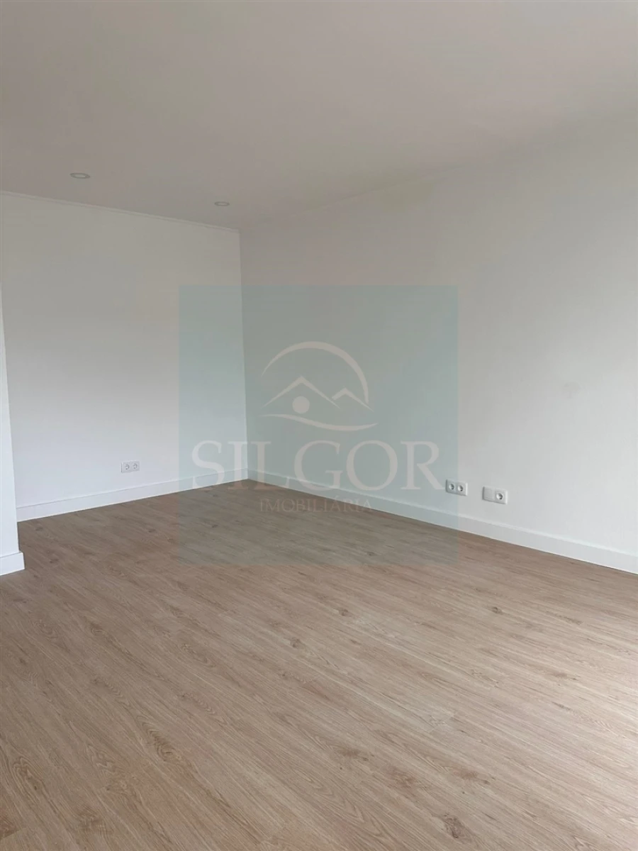 Apartamento T2 para Venda em Alto do Seixalinho, Santo André e Verderena Foto 5