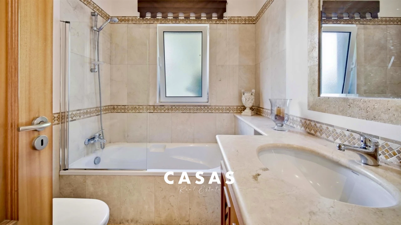 Moradia T4 para Venda em São Gonçalo Foto 30