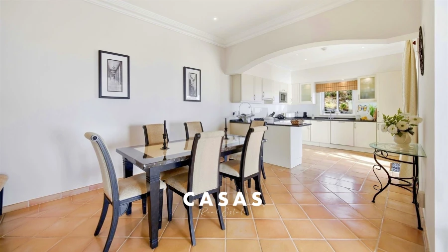 Moradia T4 para Venda em São Gonçalo Foto 9