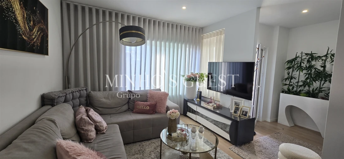 Apartamento T2 para Venda em Selho (São Jorge)