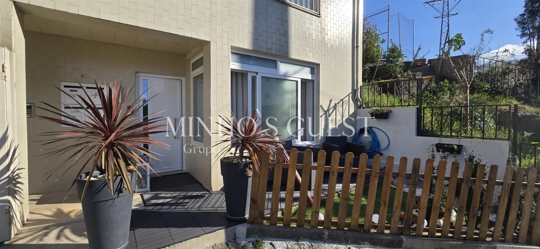 Apartamento T2 para Venda em Selho (São Jorge) Foto 20