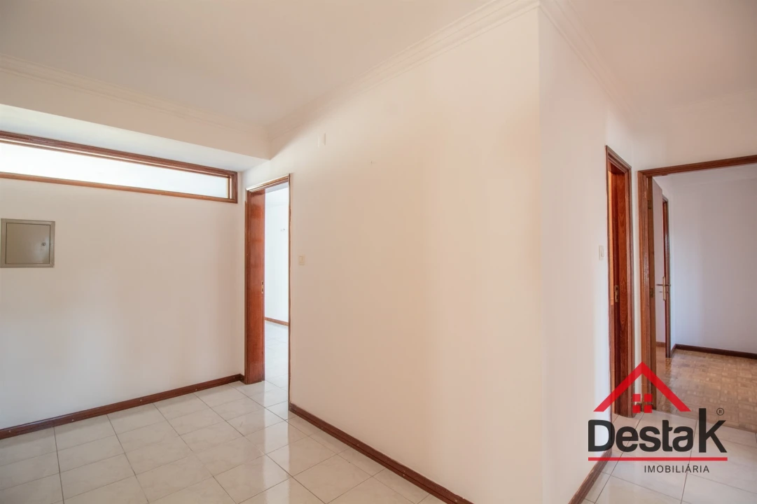 Apartamento T3 para Venda em Oliveira de Frades, Souto de Lafões e Sejães Foto 7