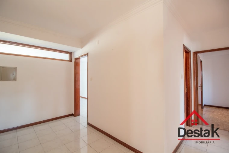 Apartamento T3 para Venda em Oliveira de Frades, Souto de Lafões e Sejães Foto 7