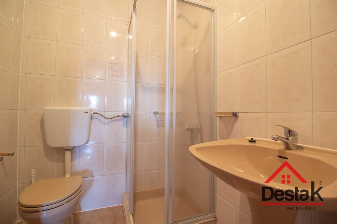Apartamento T3 para Venda em Oliveira de Frades, Souto de Lafões e Sejães Foto 15