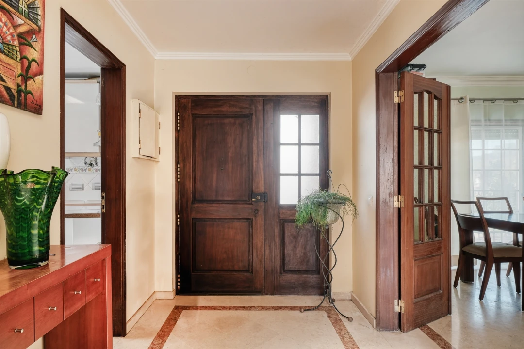 Moradia T4 para Venda em Alcabideche Foto 3