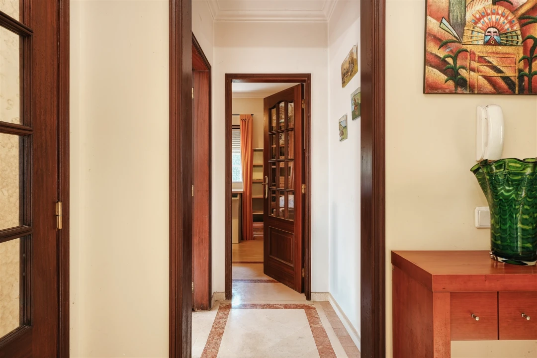 Moradia T4 para Venda em Alcabideche Foto 10