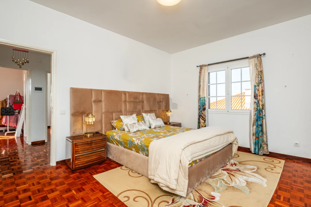 Moradia T6 para Venda em Santo Antonio Foto 48