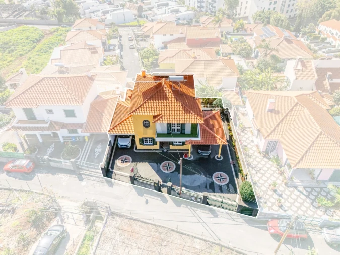 Moradia T6 para Venda em Santo Antonio Foto 24