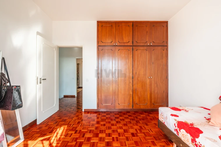 Moradia T6 para Venda em Santo Antonio Foto 42