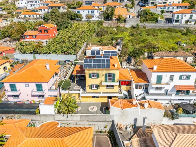 Moradia T6 para Venda em Santo Antonio Foto 19