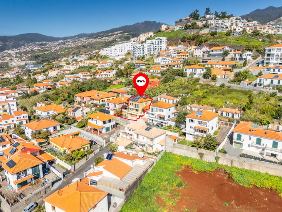 Moradia T6 para Venda em Santo Antonio Foto 18