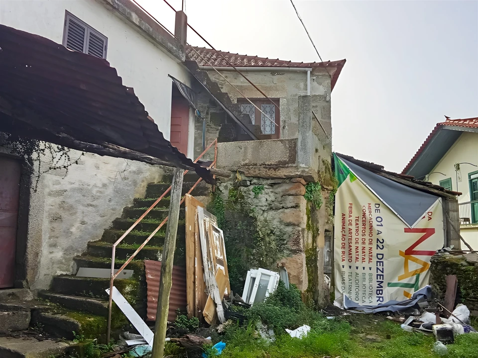 Moradia T5 para Venda em Barcos e Santa Leocádia Foto 9