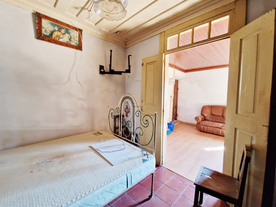 Moradia T5 para Venda em Barcos e Santa Leocádia Foto 12