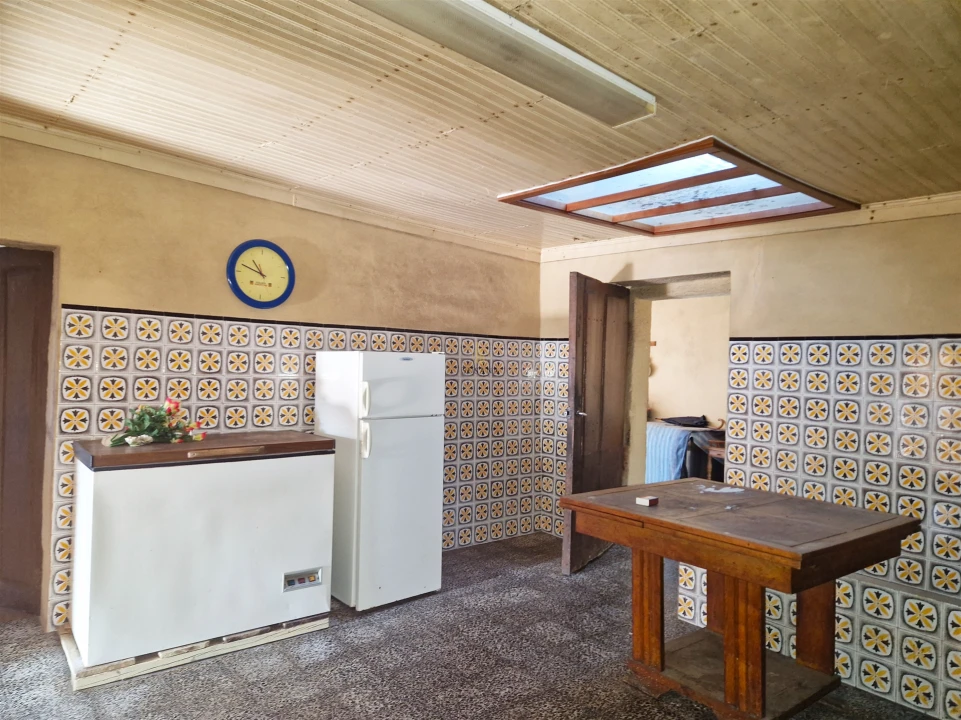 Moradia T5 para Venda em Barcos e Santa Leocádia Foto 17