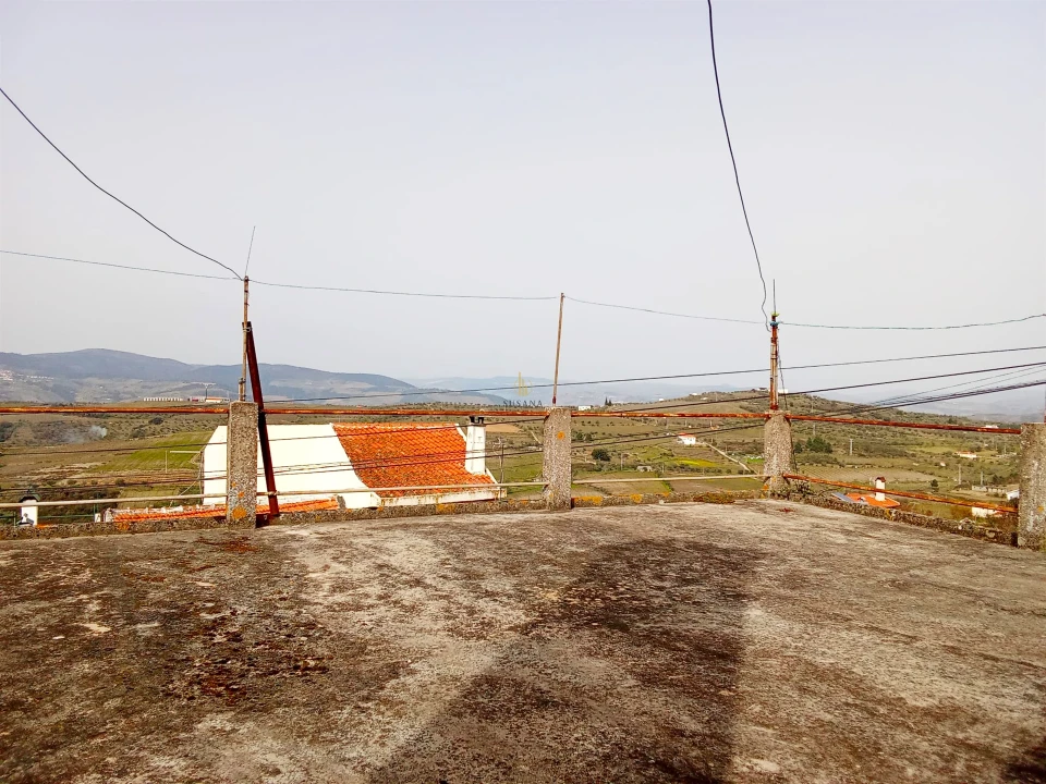 Moradia T5 para Venda em Barcos e Santa Leocádia Foto 4