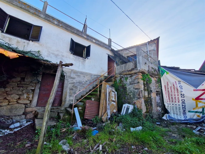 Moradia T5 para Venda em Barcos e Santa Leocádia Foto 38