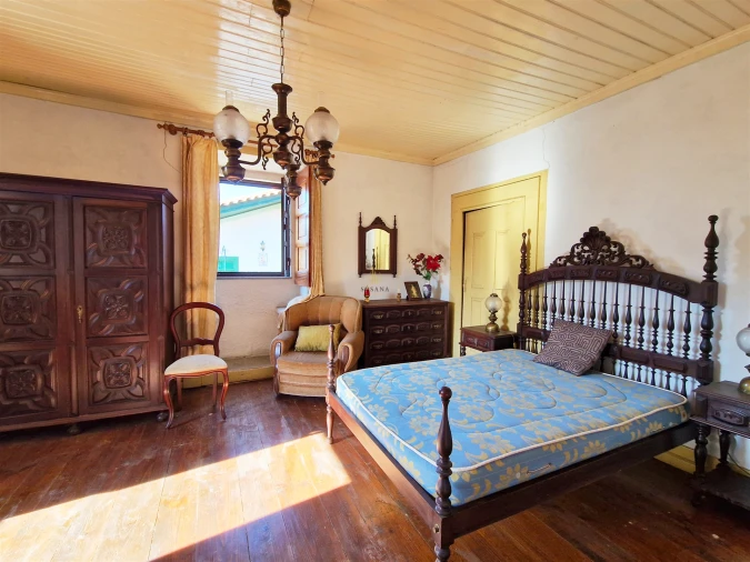 Moradia T5 para Venda em Barcos e Santa Leocádia Foto 3