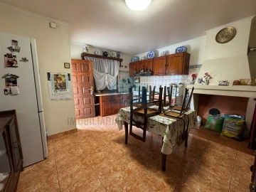 Moradia T4 para Venda em Abambres