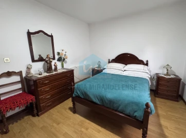 Moradia T4 para Venda em Abambres