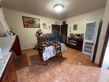 Moradia T4 para Venda em Abambres